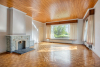 Open leefruimte met parketvloer 